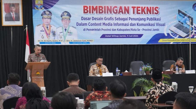 Diskominfo Provinsi Jambi Gelar Bimtek Desain Grafis Perkuat Publikasi Konten Media Informasi dan Komunikasi Visual